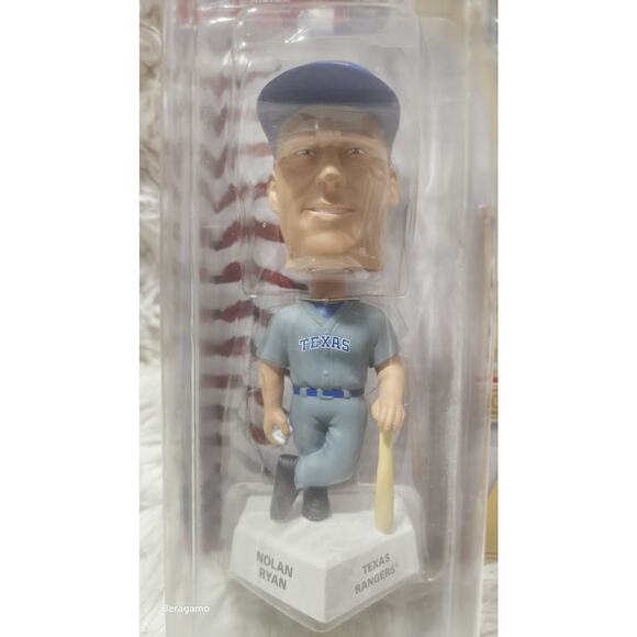 UPPER DECK PLAY MAKERS NOLAN RYAN BOBBLE HEAD BASEBALL, Texas Rangers.. - Picture 4 of 6